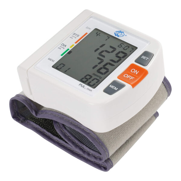 Тонометр PG-800A25 электронный на запястье